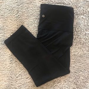 Lululemon WunderUnder Crop Sz 10 Black Leggings